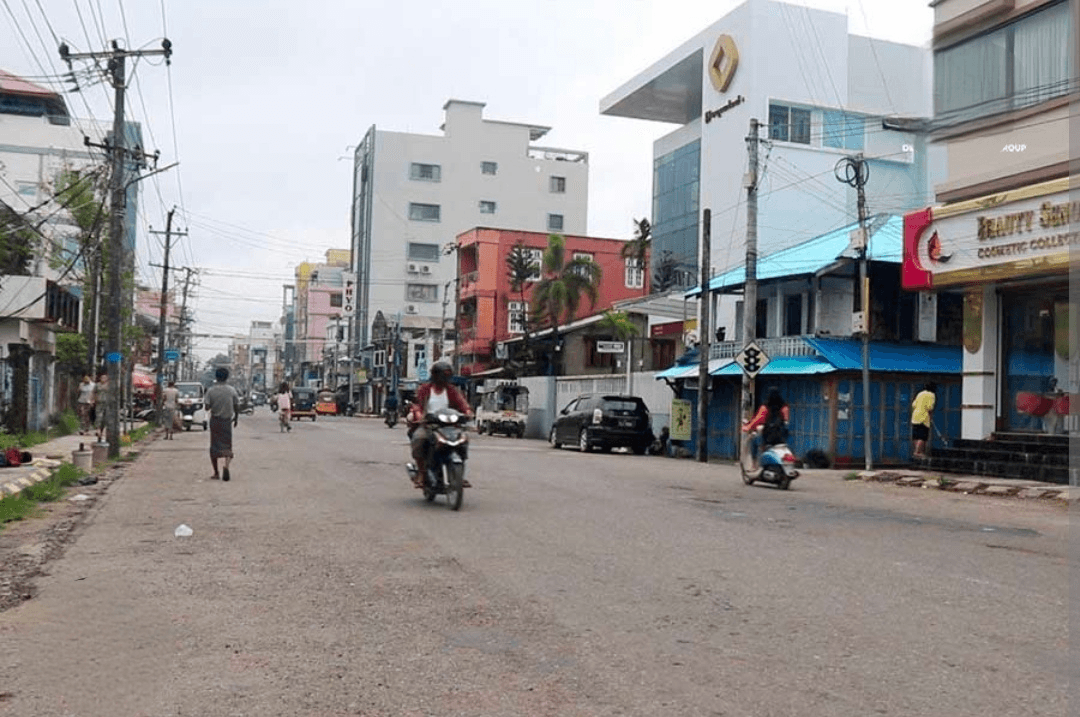 Child Killed, Others Injured as Rohingya Fleeing Conflict Face Gunfire and Detention in Sittwe