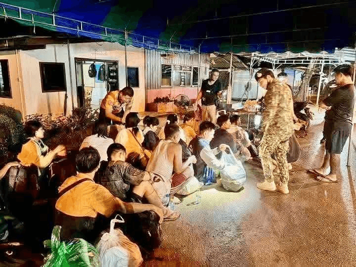 Thai Authorities Arrest 18 Myanmar Nationals Crossing Border Illegally in Kanchanaburi Province
